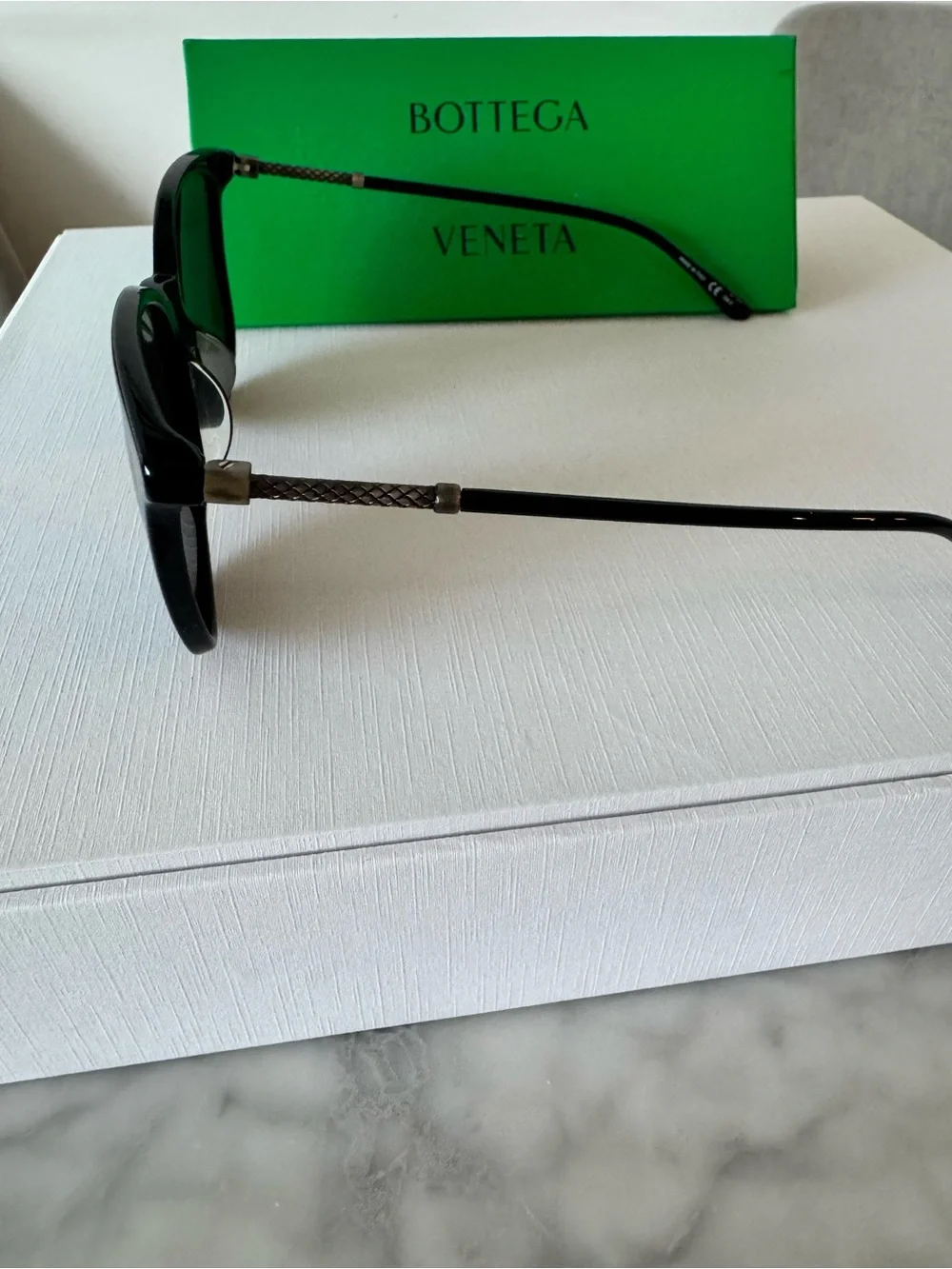 Bottega Veneta Black Women’s Sunglasses with Dark Lenses - Picture 2 of 4